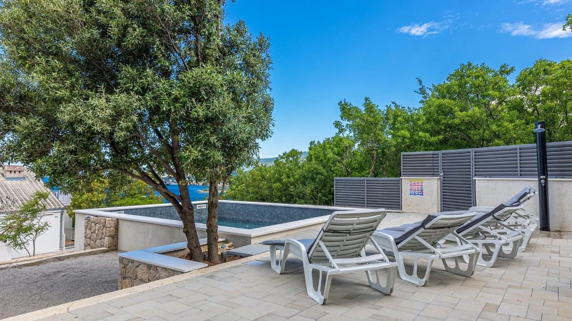 Holiday Home With Swimming Pool And Sea View Klenovica