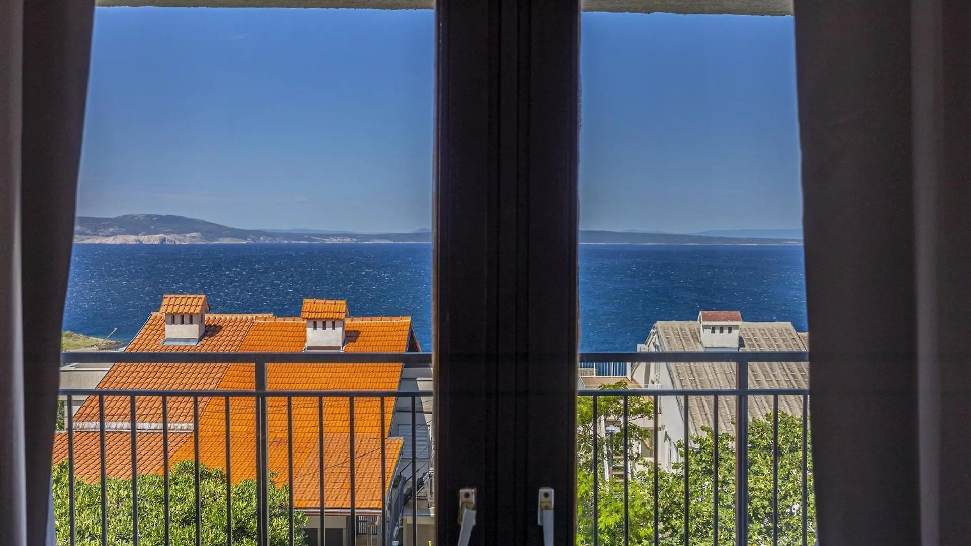 Holiday Home With Swimming Pool And Sea View Klenovica